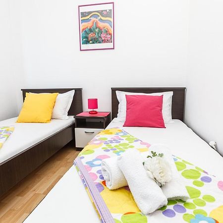 Apartments Cvita Omiš Kültér fotó